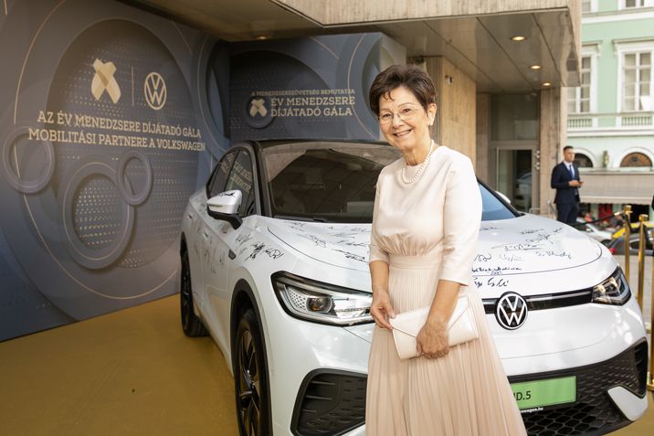 Év Menedzsere Díjátadó Gála 2023: Kiss Katalin kapta a Volkswagen Kék Innovációs Különdíját